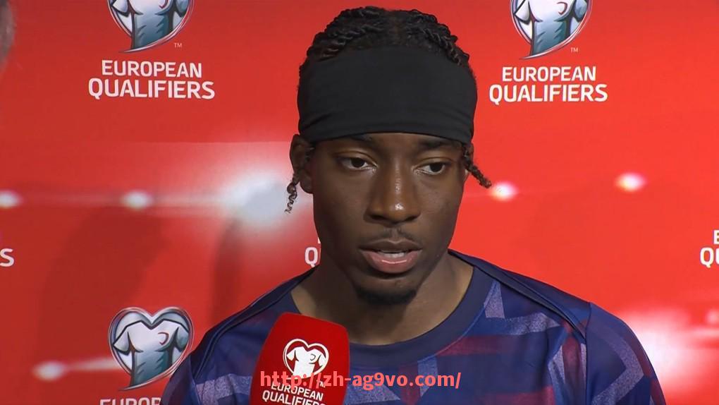 ag9游会-2024年NBA季后赛中表现最具爆发力的球员成长路径探讨